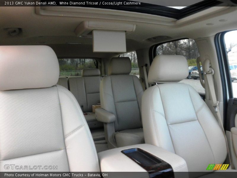 White Diamond Tricoat / Cocoa/Light Cashmere 2013 GMC Yukon Denali AWD