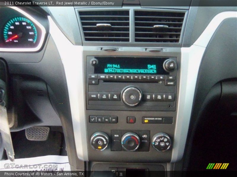 Red Jewel Metallic / Ebony/Ebony 2011 Chevrolet Traverse LT