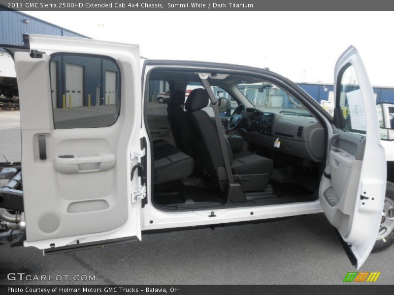 Summit White / Dark Titanium 2013 GMC Sierra 2500HD Extended Cab 4x4 Chassis