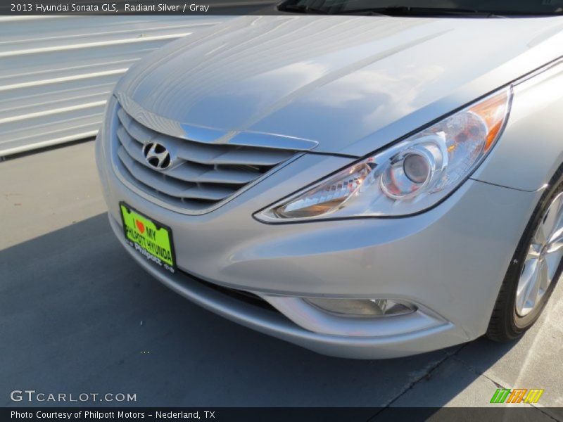 Radiant Silver / Gray 2013 Hyundai Sonata GLS