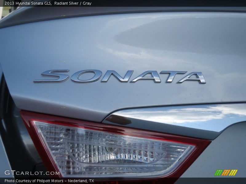 Radiant Silver / Gray 2013 Hyundai Sonata GLS