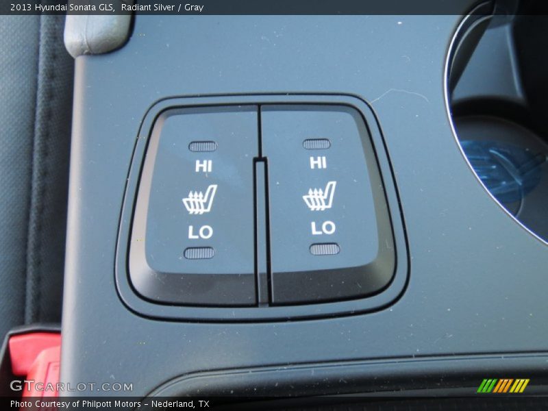 Radiant Silver / Gray 2013 Hyundai Sonata GLS