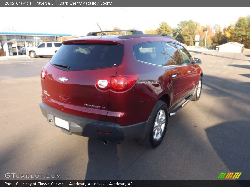 Dark Cherry Metallic / Ebony 2009 Chevrolet Traverse LT