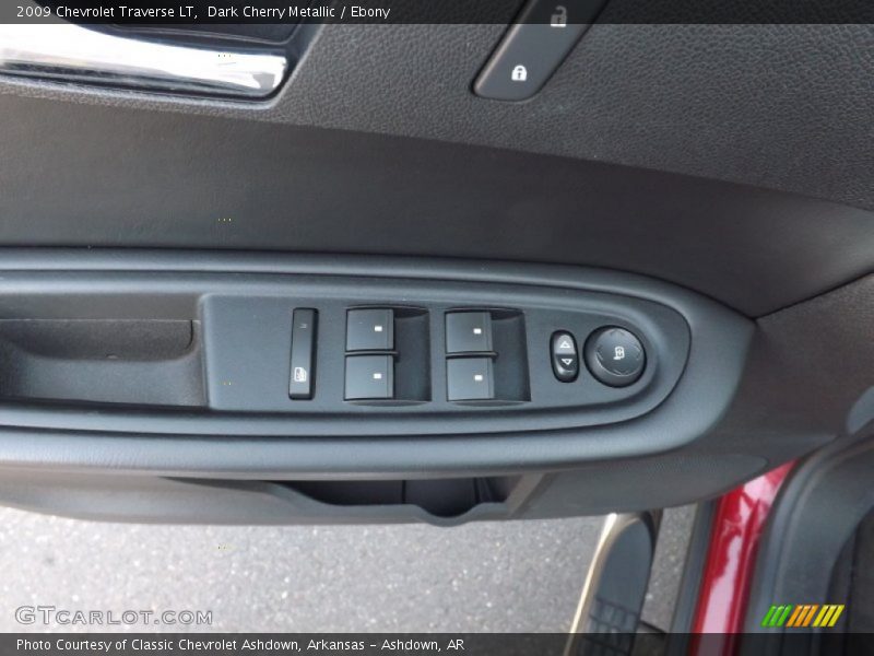 Dark Cherry Metallic / Ebony 2009 Chevrolet Traverse LT