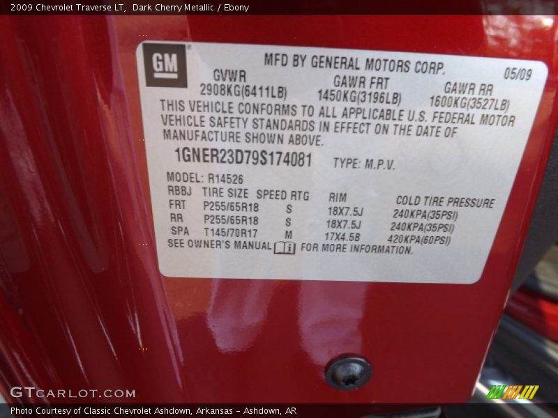 Dark Cherry Metallic / Ebony 2009 Chevrolet Traverse LT