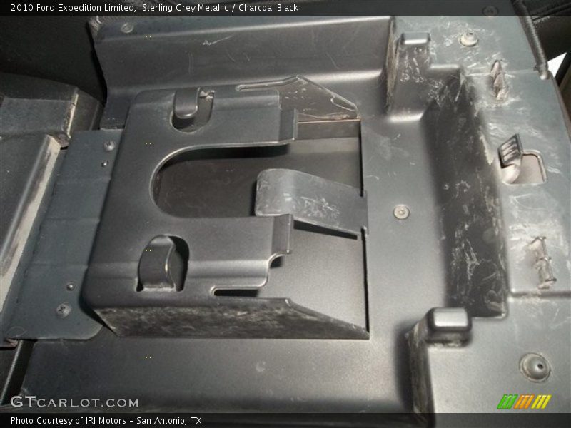 Sterling Grey Metallic / Charcoal Black 2010 Ford Expedition Limited