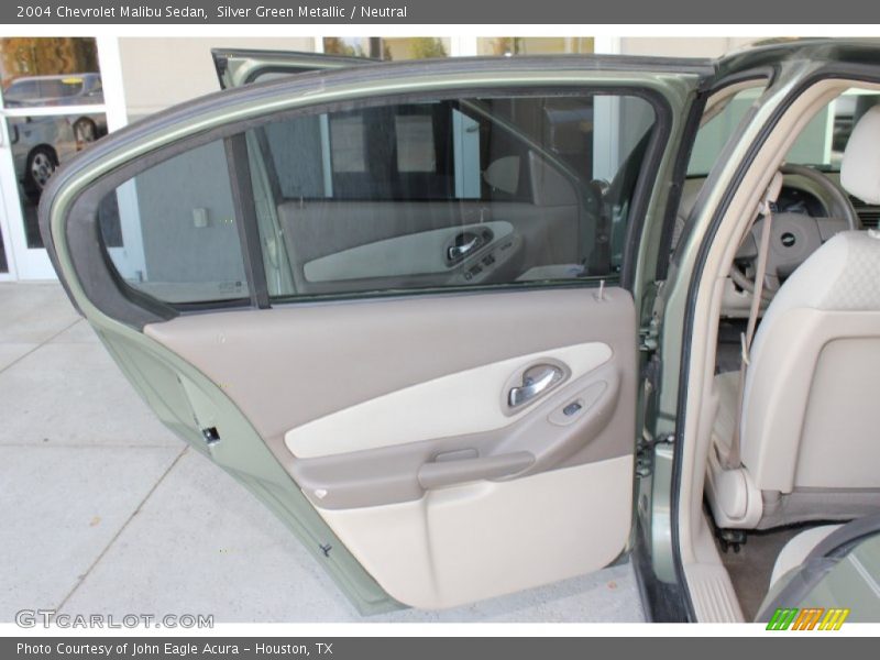 Silver Green Metallic / Neutral 2004 Chevrolet Malibu Sedan