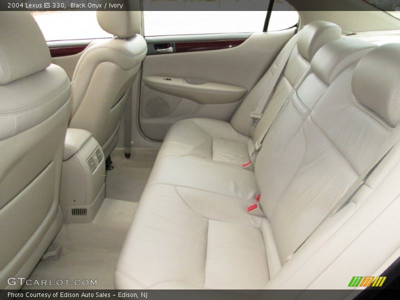 Black Onyx / Ivory 2004 Lexus ES 330