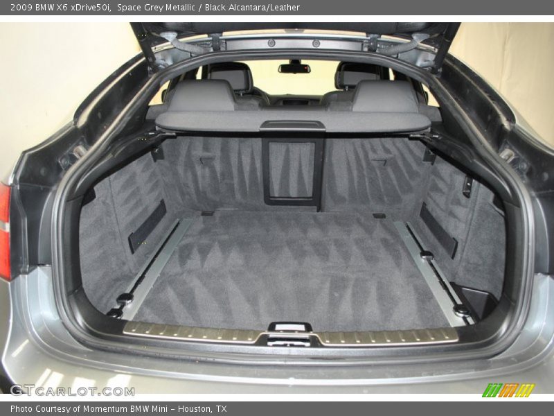  2009 X6 xDrive50i Trunk