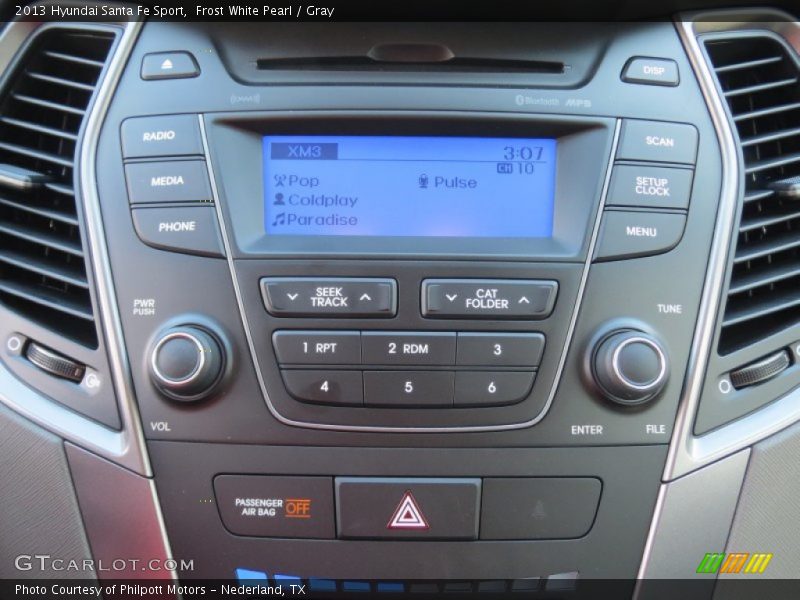 Frost White Pearl / Gray 2013 Hyundai Santa Fe Sport