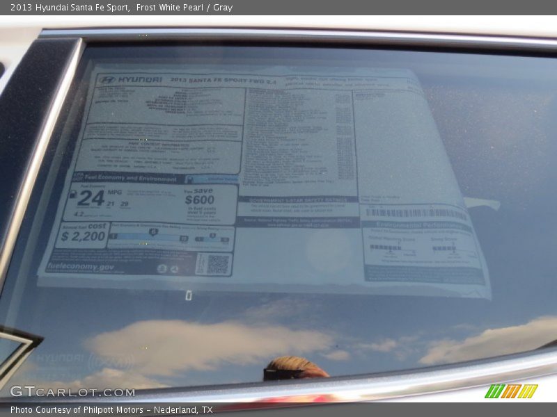 Frost White Pearl / Gray 2013 Hyundai Santa Fe Sport