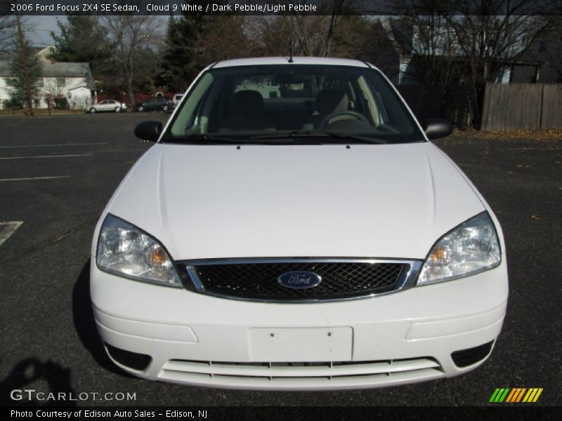 Cloud 9 White / Dark Pebble/Light Pebble 2006 Ford Focus ZX4 SE Sedan