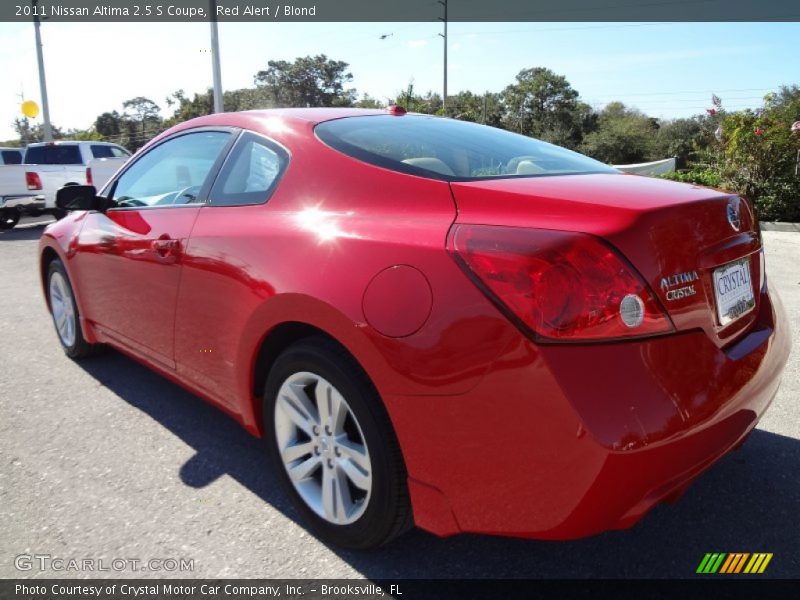 Red Alert / Blond 2011 Nissan Altima 2.5 S Coupe