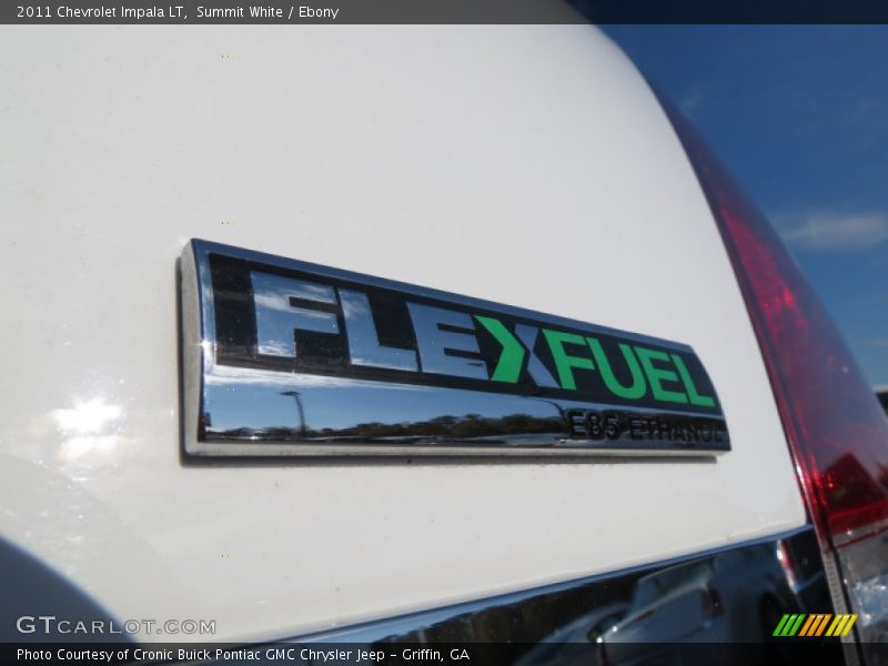 Summit White / Ebony 2011 Chevrolet Impala LT