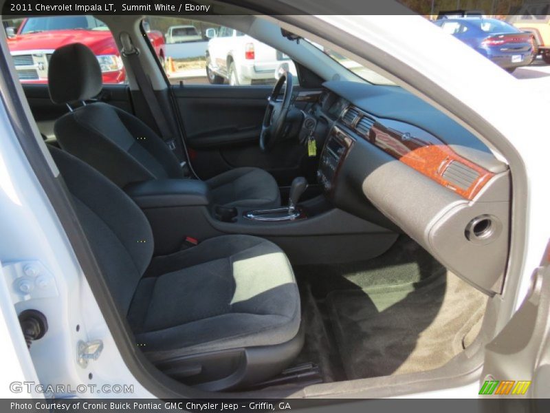 Summit White / Ebony 2011 Chevrolet Impala LT