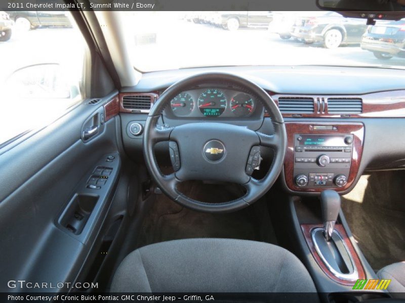 Summit White / Ebony 2011 Chevrolet Impala LT