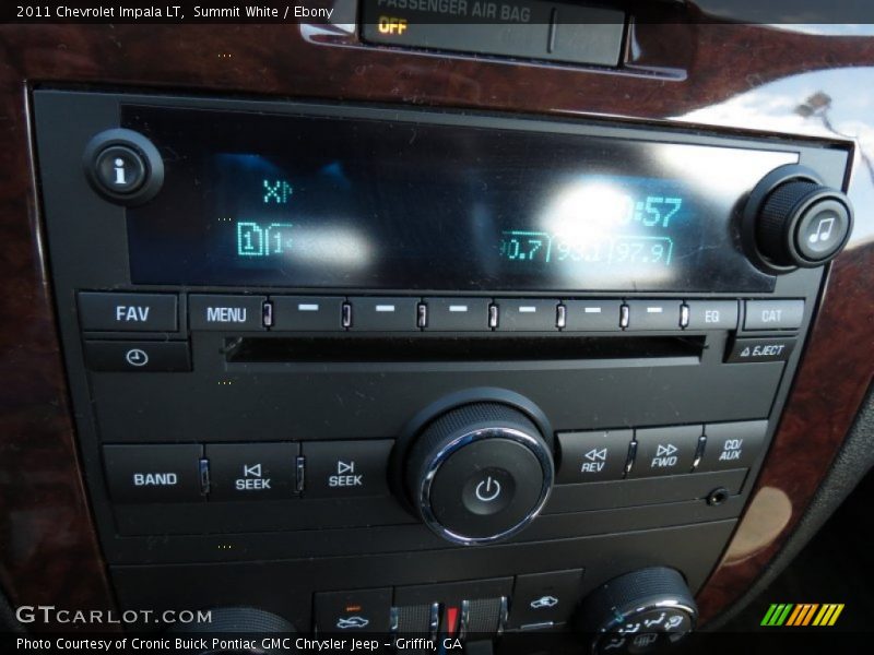 Summit White / Ebony 2011 Chevrolet Impala LT