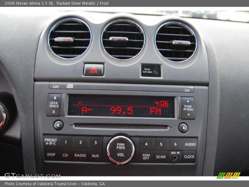 Radiant Silver Metallic / Frost 2008 Nissan Altima 3.5 SE