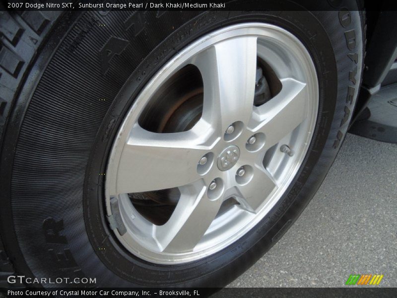 Sunburst Orange Pearl / Dark Khaki/Medium Khaki 2007 Dodge Nitro SXT