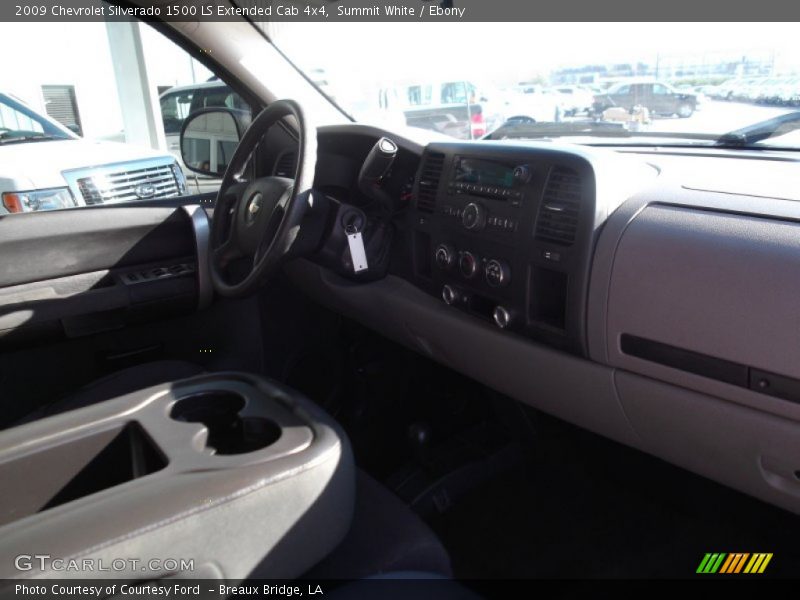 Summit White / Ebony 2009 Chevrolet Silverado 1500 LS Extended Cab 4x4