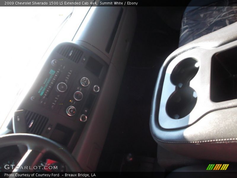 Summit White / Ebony 2009 Chevrolet Silverado 1500 LS Extended Cab 4x4