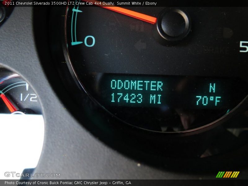 Summit White / Ebony 2011 Chevrolet Silverado 3500HD LTZ Crew Cab 4x4 Dually