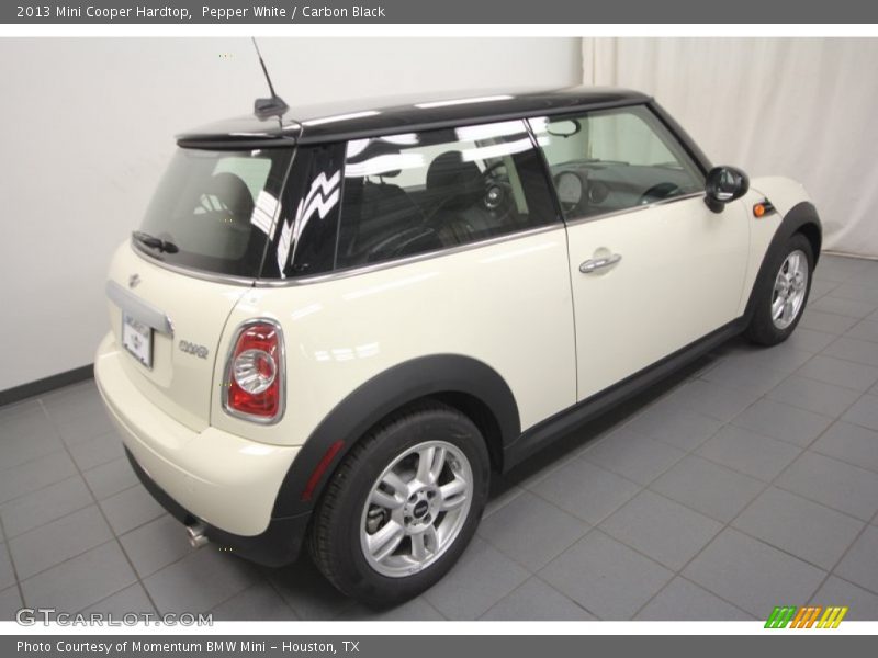 Pepper White / Carbon Black 2013 Mini Cooper Hardtop
