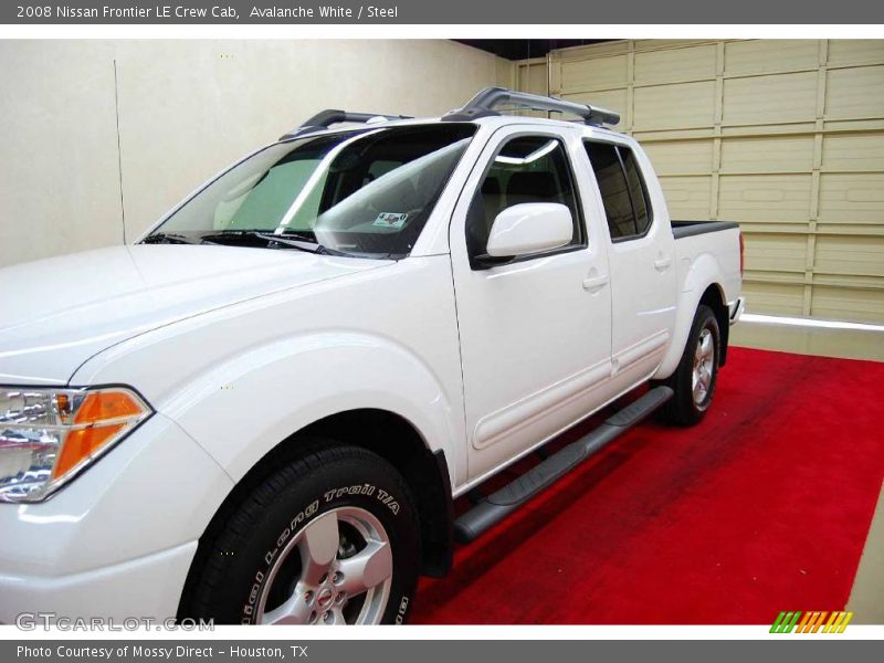 Avalanche White / Steel 2008 Nissan Frontier LE Crew Cab