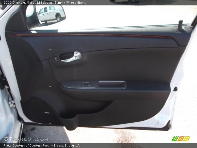 Summit White / Ebony 2010 Chevrolet Malibu LTZ Sedan