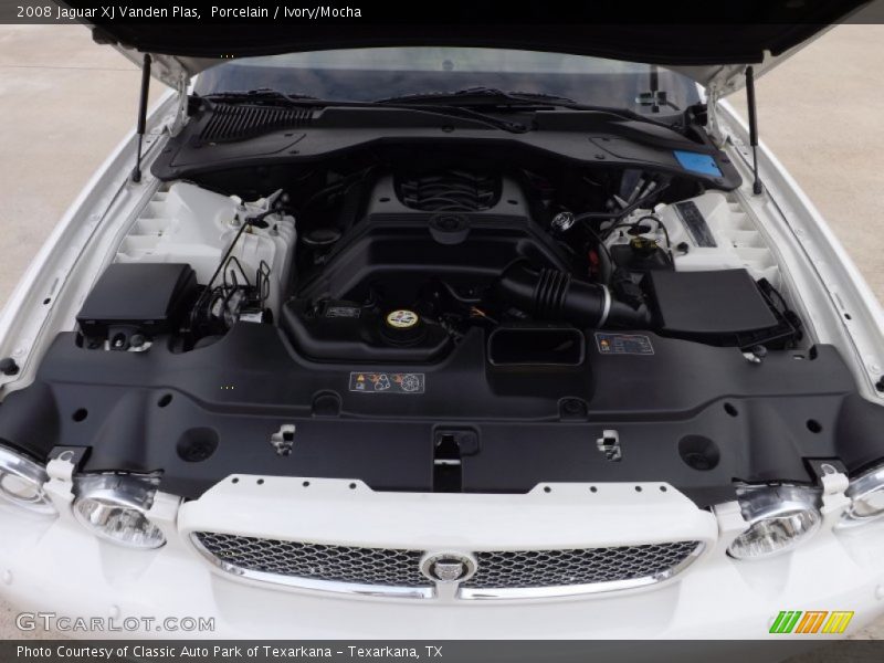 Porcelain / Ivory/Mocha 2008 Jaguar XJ Vanden Plas