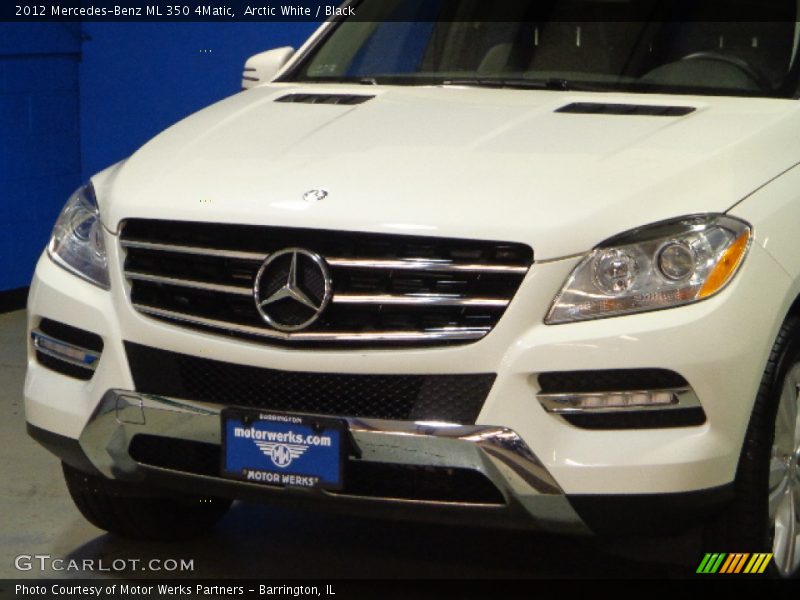 Arctic White / Black 2012 Mercedes-Benz ML 350 4Matic