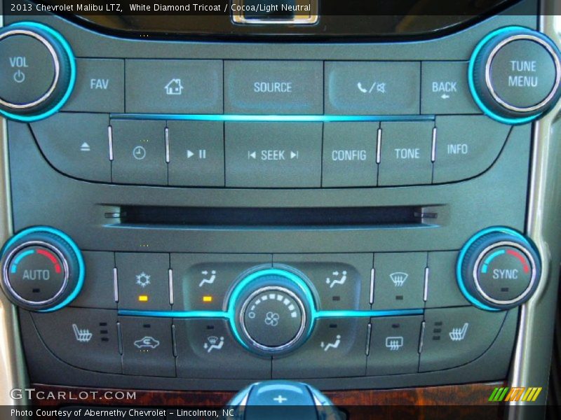 White Diamond Tricoat / Cocoa/Light Neutral 2013 Chevrolet Malibu LTZ