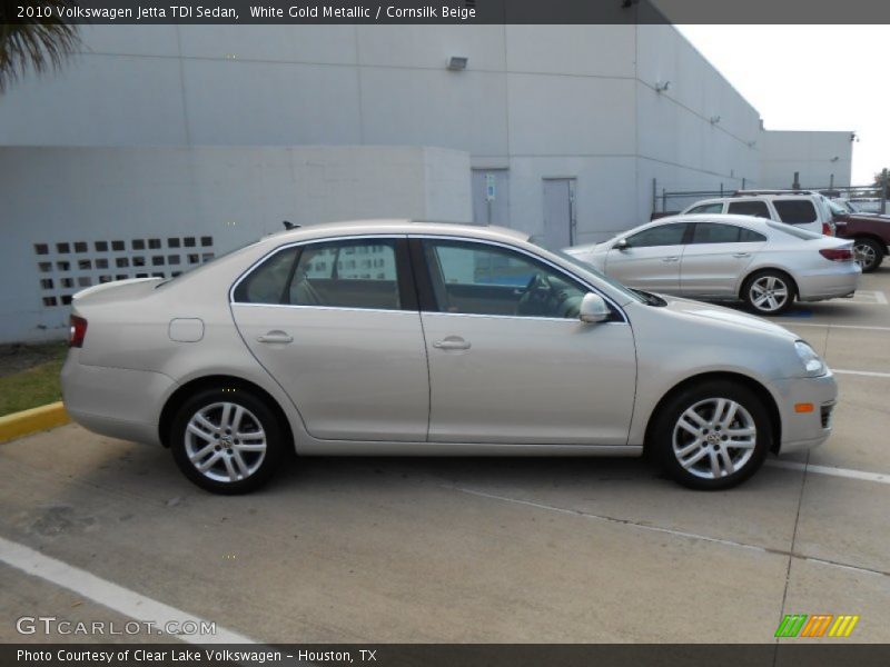 White Gold Metallic / Cornsilk Beige 2010 Volkswagen Jetta TDI Sedan