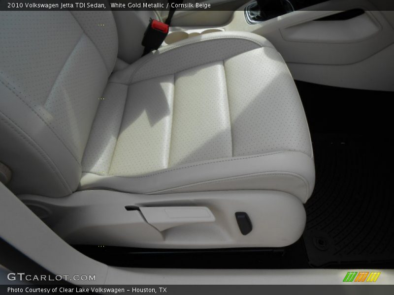 White Gold Metallic / Cornsilk Beige 2010 Volkswagen Jetta TDI Sedan