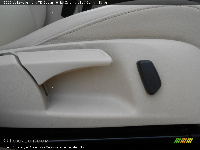 White Gold Metallic / Cornsilk Beige 2010 Volkswagen Jetta TDI Sedan