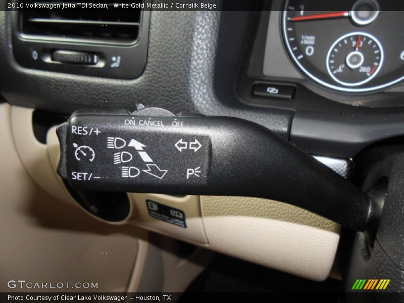 White Gold Metallic / Cornsilk Beige 2010 Volkswagen Jetta TDI Sedan