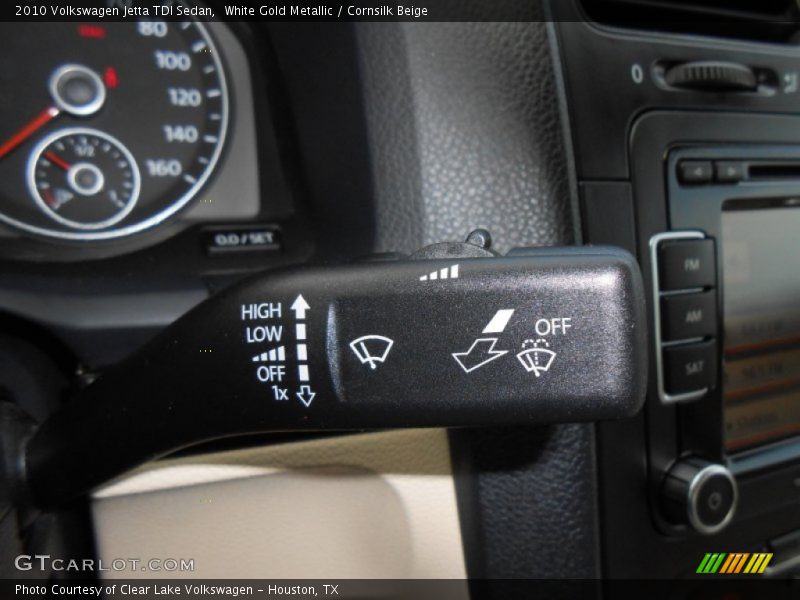 White Gold Metallic / Cornsilk Beige 2010 Volkswagen Jetta TDI Sedan