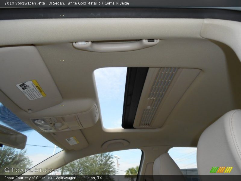 White Gold Metallic / Cornsilk Beige 2010 Volkswagen Jetta TDI Sedan