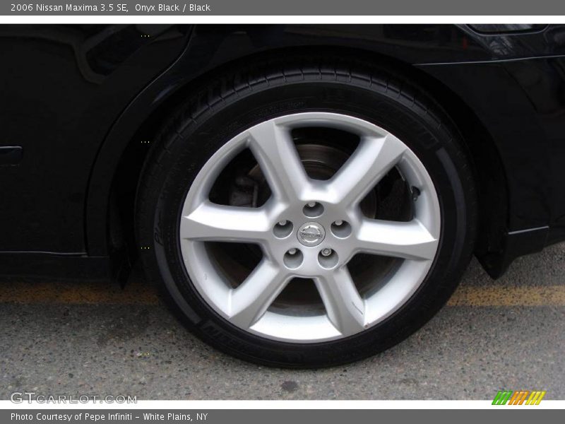 Onyx Black / Black 2006 Nissan Maxima 3.5 SE