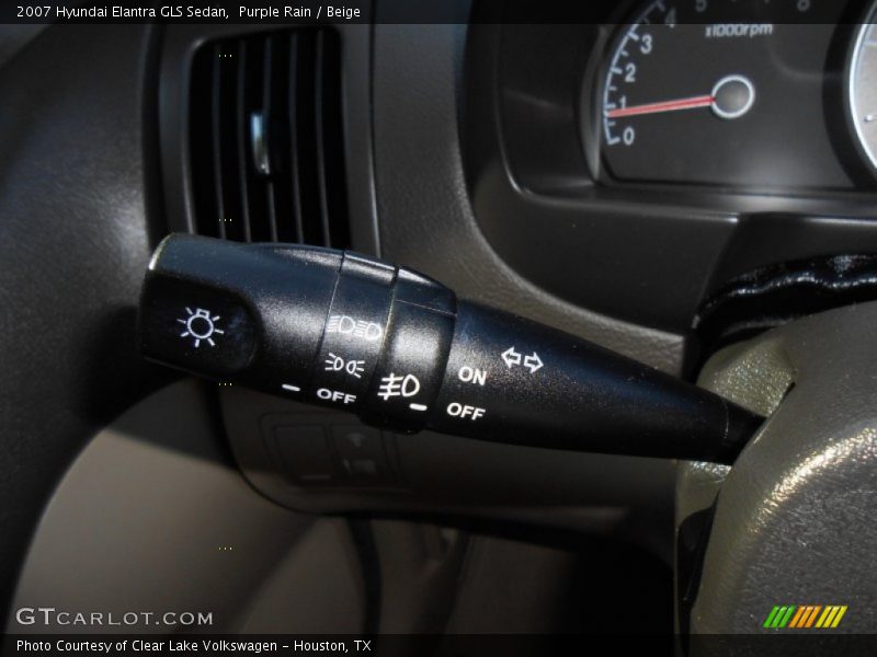 Controls of 2007 Elantra GLS Sedan