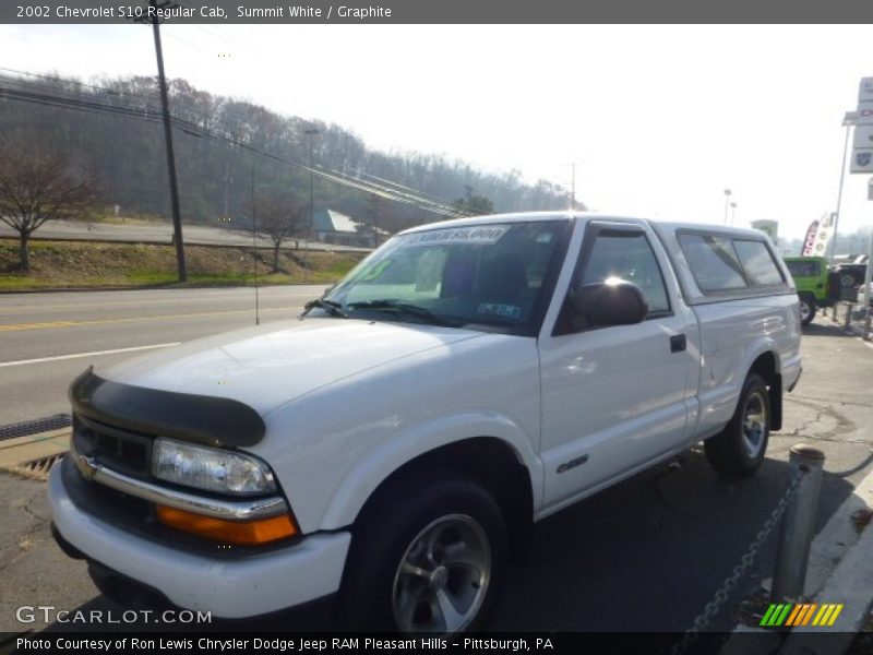 Summit White / Graphite 2002 Chevrolet S10 Regular Cab