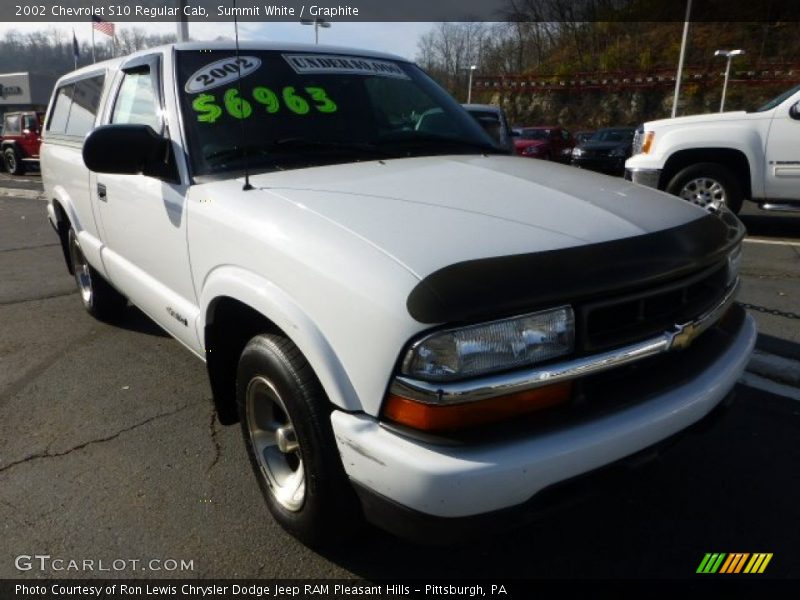 Summit White / Graphite 2002 Chevrolet S10 Regular Cab