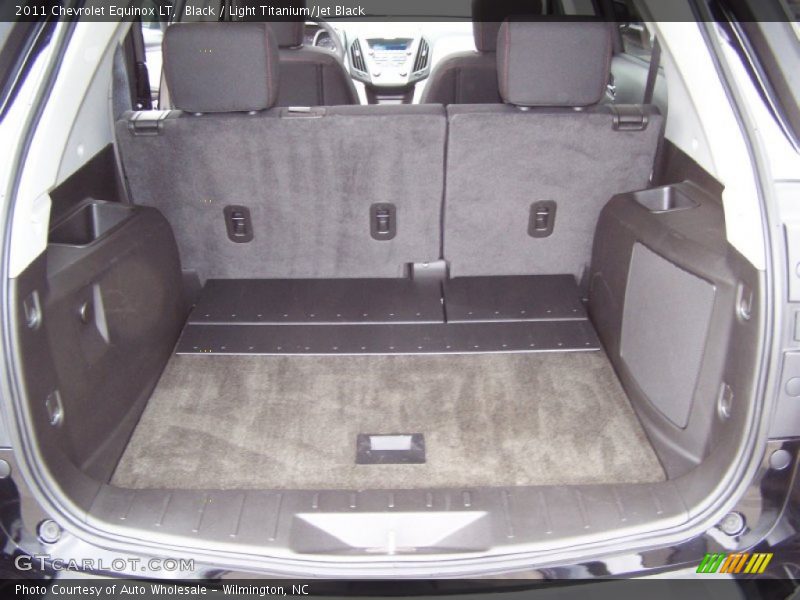 Black / Light Titanium/Jet Black 2011 Chevrolet Equinox LT