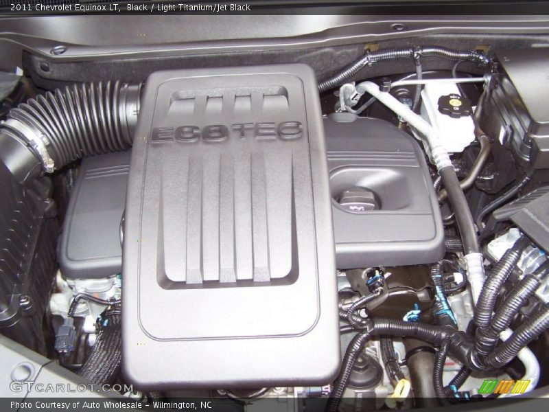 Black / Light Titanium/Jet Black 2011 Chevrolet Equinox LT