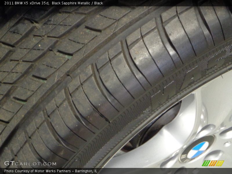 Black Sapphire Metallic / Black 2011 BMW X5 xDrive 35d