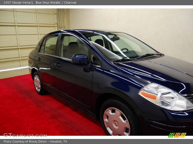 Blue Onyx Metallic / Charcoal 2007 Nissan Versa S