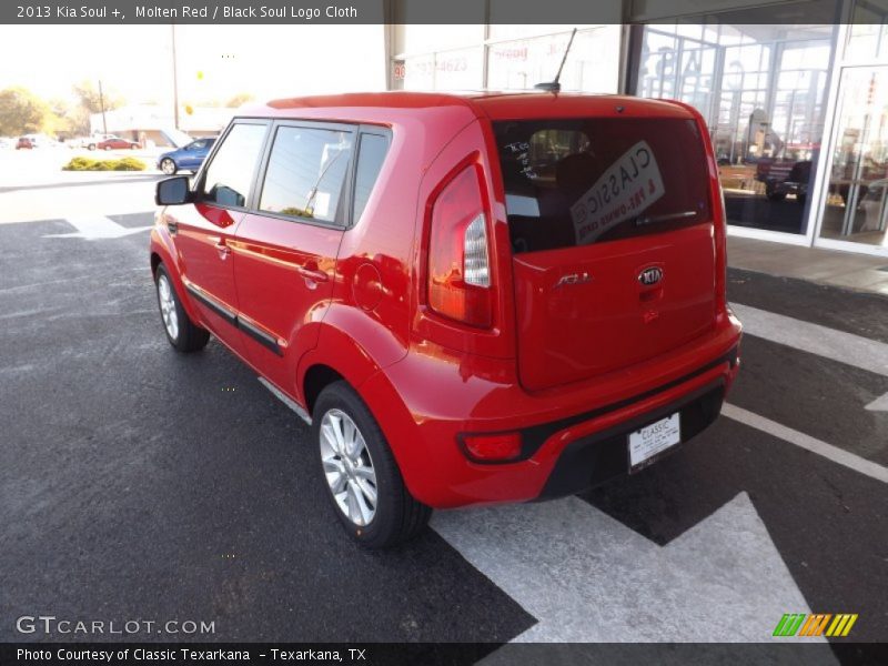 Molten Red / Black Soul Logo Cloth 2013 Kia Soul +