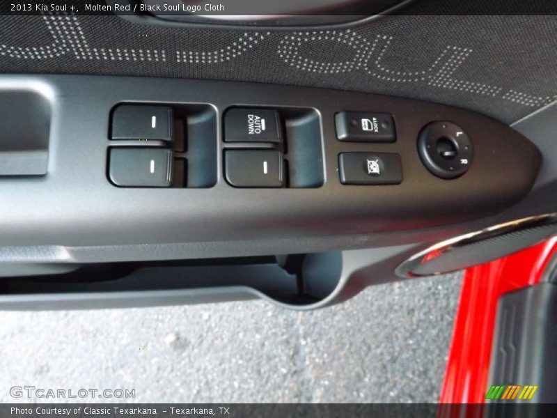 Molten Red / Black Soul Logo Cloth 2013 Kia Soul +