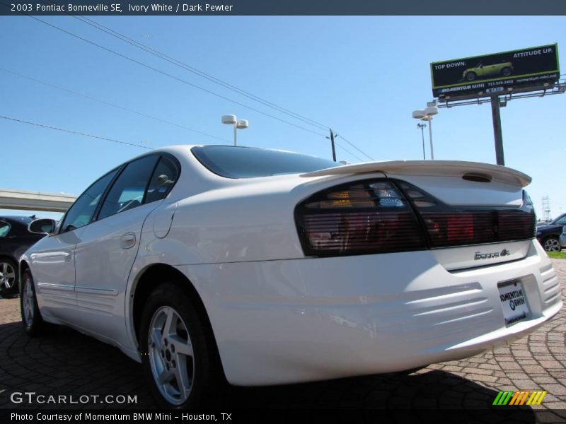 Ivory White / Dark Pewter 2003 Pontiac Bonneville SE