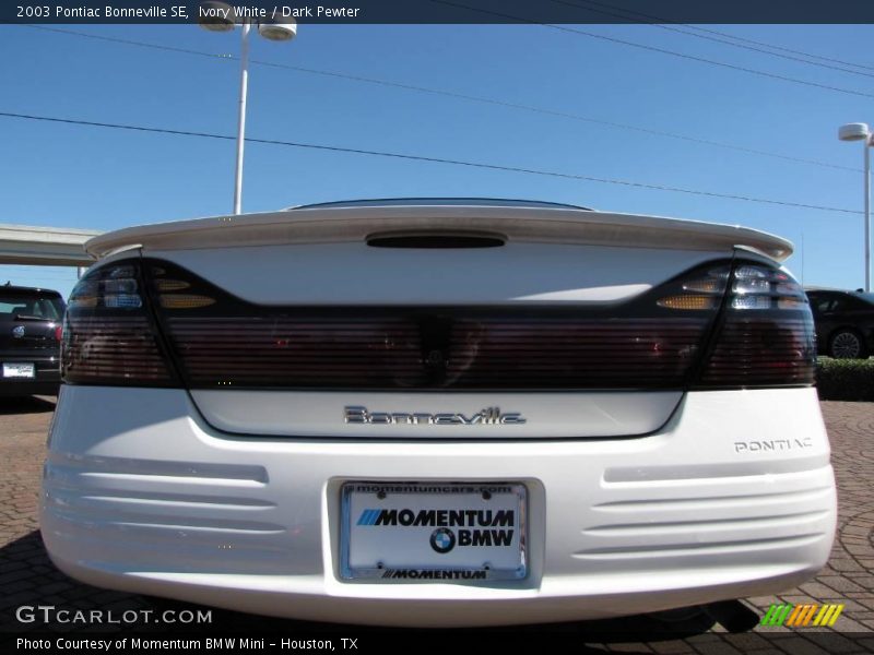 Ivory White / Dark Pewter 2003 Pontiac Bonneville SE